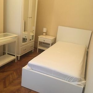 Gellert Family Suite