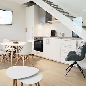 NEW-Hidden Gem House,Typical downtown neighborhood